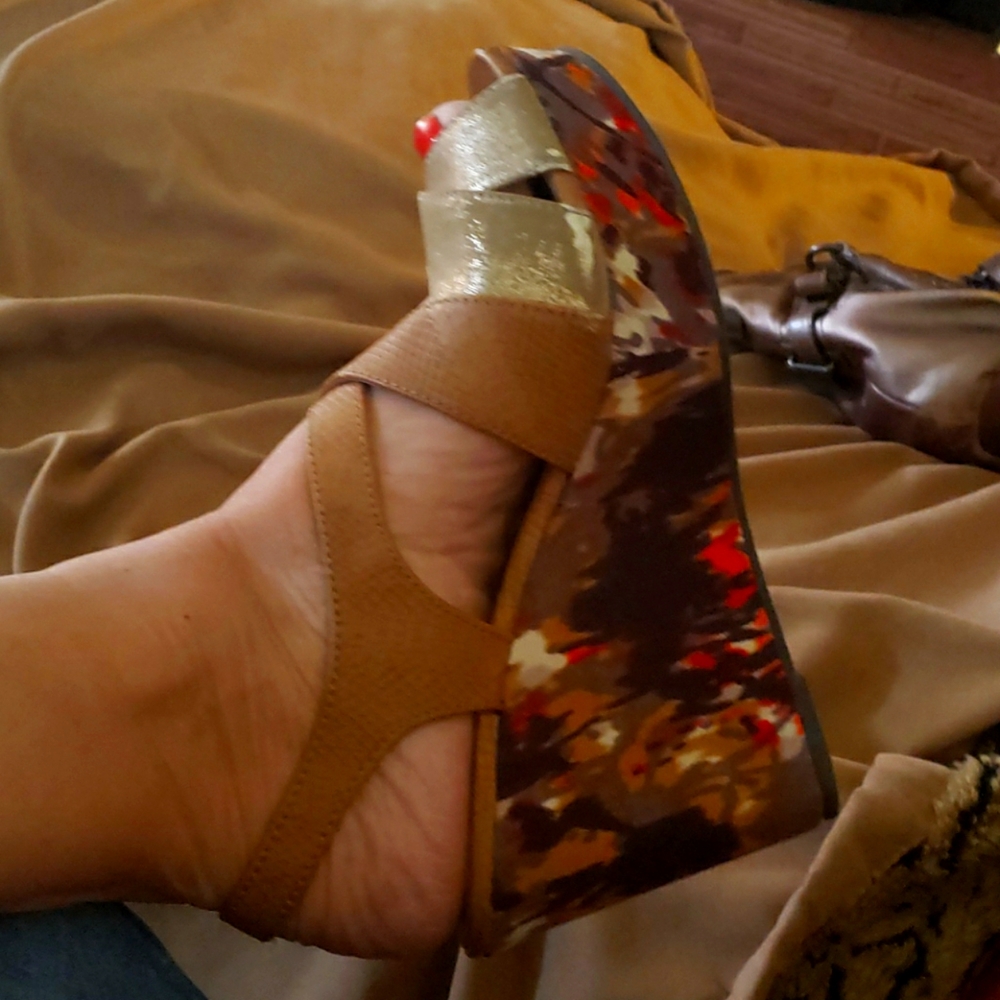 Bke Sole wedges